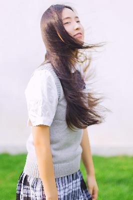 诱女偷伦初尝云雨H